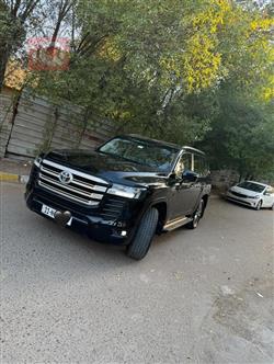تويوتا لاندكروزر